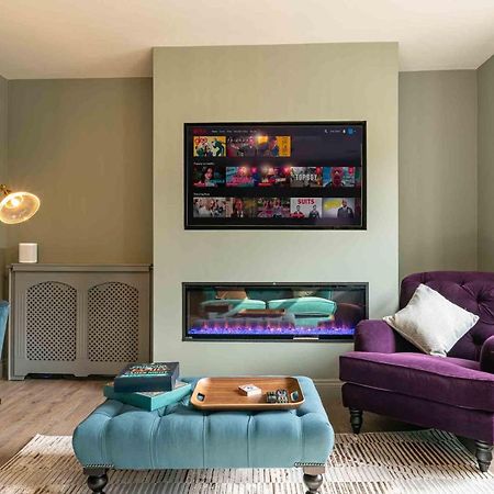 Beautiful Modern 1 Bedroom Apartment, City Centre Bath Exterior photo