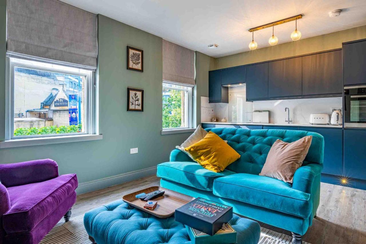 Beautiful Modern 1 Bedroom Apartment, City Centre Bath Exterior photo